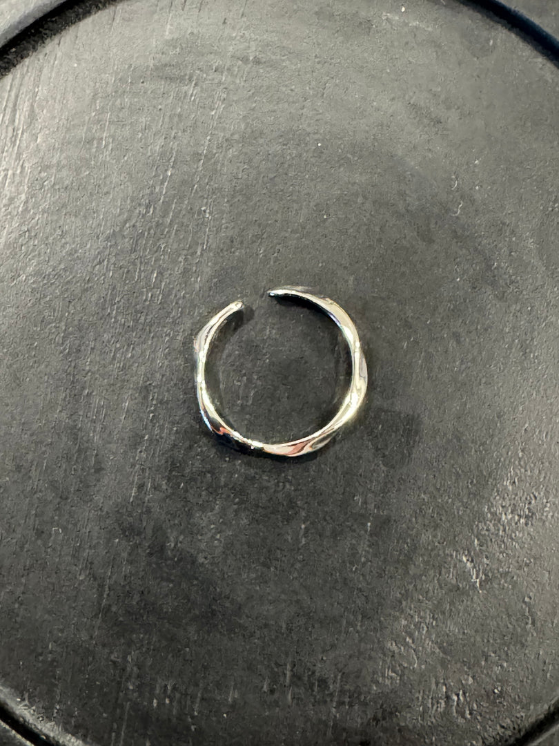 Wave Ring Adjustable