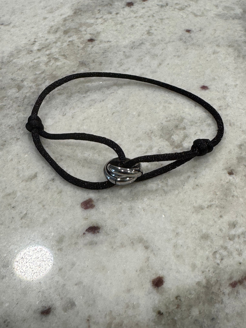 Lucky Beaded Adjustable Ring – Sleek Stainless Steel in Black