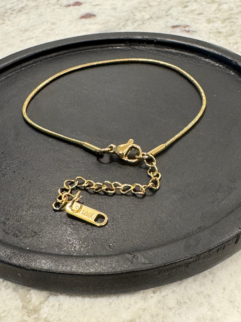 Stainless Steel Snake Bone Chain Bracelet – Sleek & Timeless