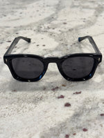 Load image into Gallery viewer, Black & Metal Frame Sunglasses with Polarized Black Lenses – Luxe Artefatto
