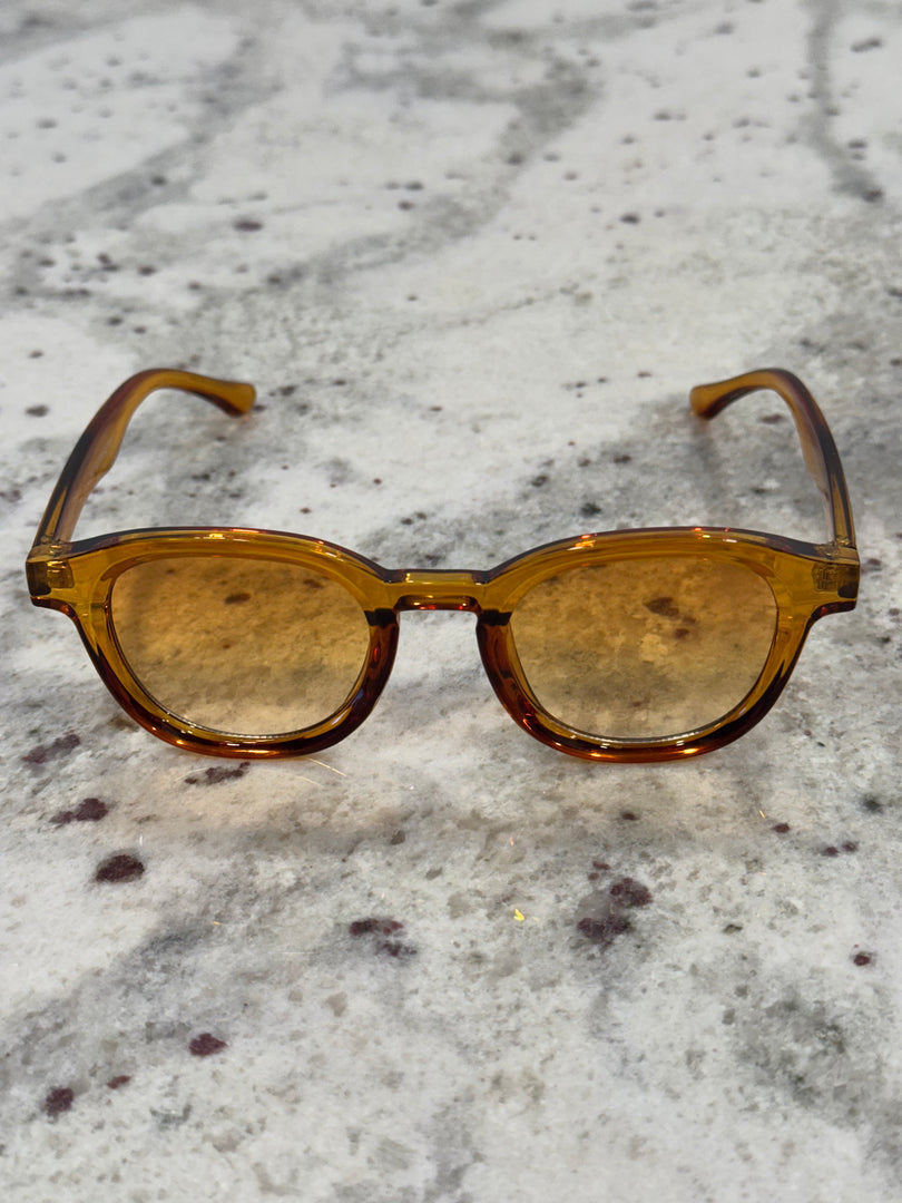 Brown Cloud Frame Sunglasses with Caramel Gradient Lenses – Luxe Artefatto