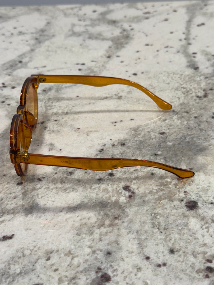 Brown Cloud Frame Sunglasses with Caramel Gradient Lenses – Luxe Artefatto