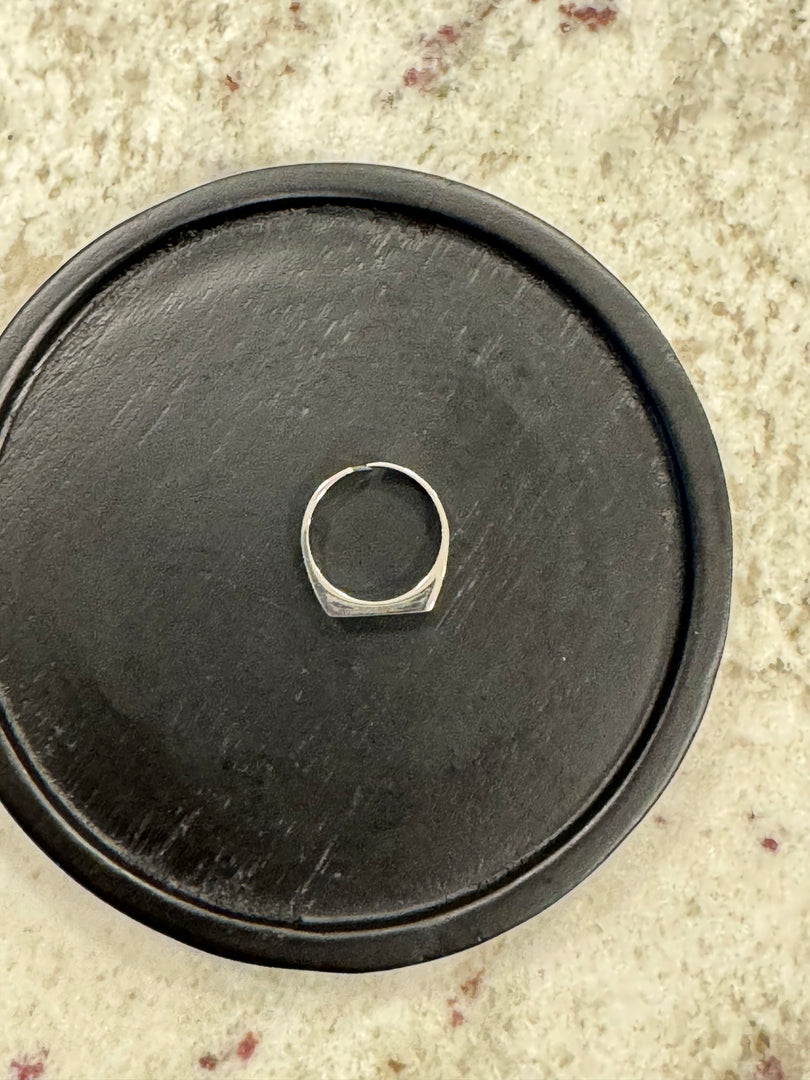 Men’s Stainless Steel Glossy Ring – Sleek, Waterproof & Non-Fading